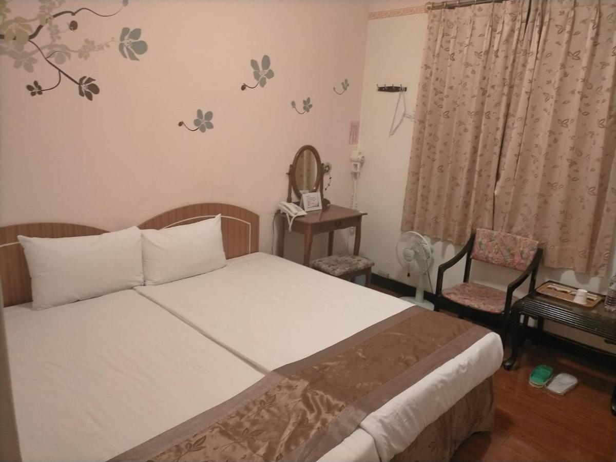 Taichung Hall Aparthotel Eksteriør bilde