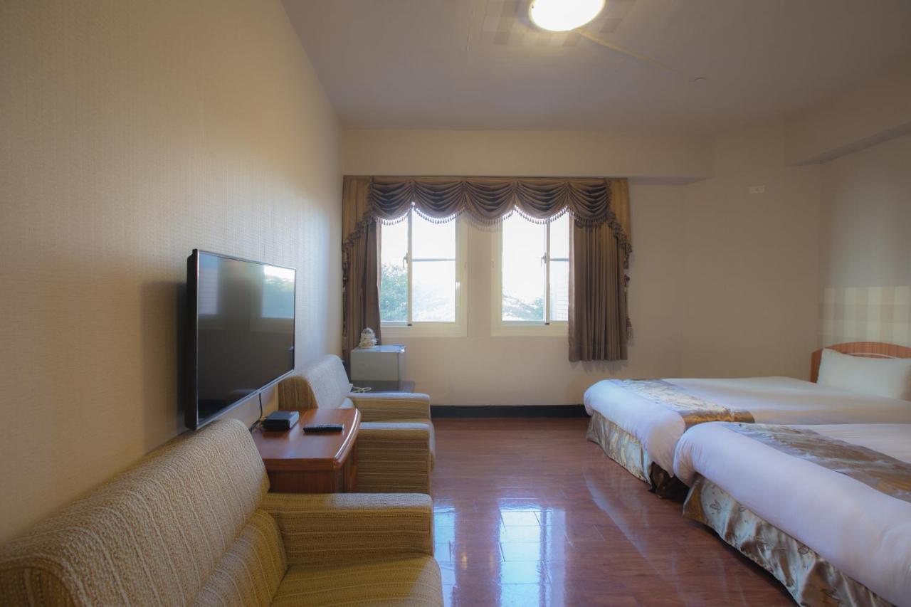 Taichung Hall Aparthotel Eksteriør bilde